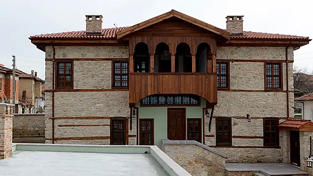 Konya Büyükşehir Belediyesi tarihi canlandırıyor