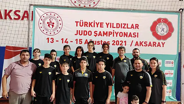 Konya Büyükşehir Belediyesporlu judocular Türkiye Şampiyonası'na damga vurdu