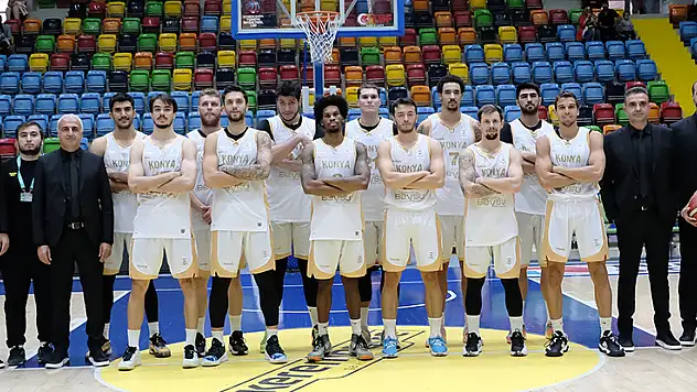 Konya Büyükşehir Belediyespor'un evinde bileği bükülmüyor