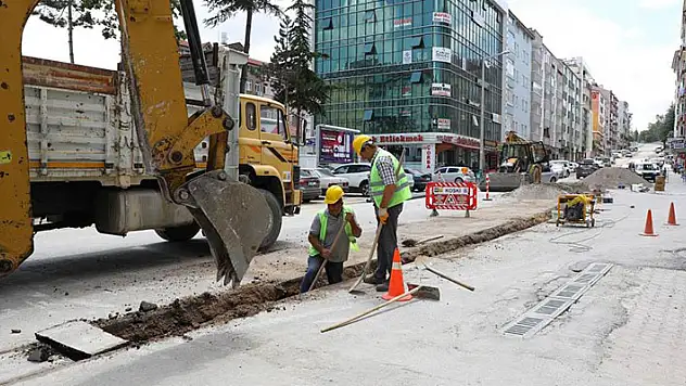 Konya Büyükşehir, Beyşehir'de 10 kilometre su şebeke ıslahı gerçekleştiriyor
