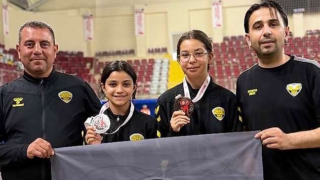 Konya Büyükşehir'den 1 ikincilik, 1 üçüncülük