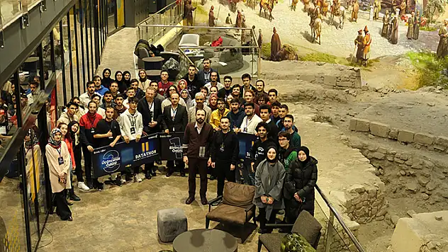 Konya Büyükşehir'den 'Şehri Geleceğe Taşıyan Veri Çözümleri' sloganıyla 'Datathon' etkinliği