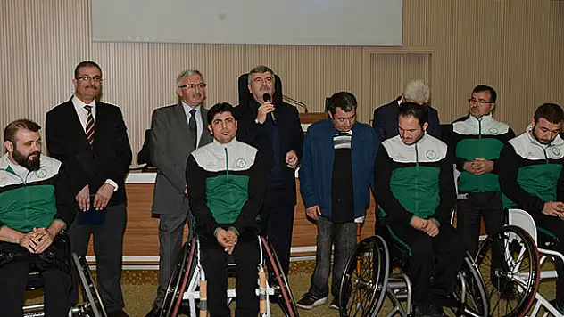 Konya Büyükşehir'den Tekerlekli Sandalye Basketbol Takımı'na destek