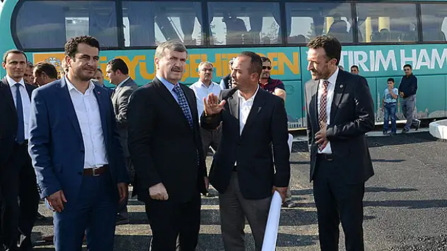 Konya Büyükşehir'den yol çalışmalarında rekor