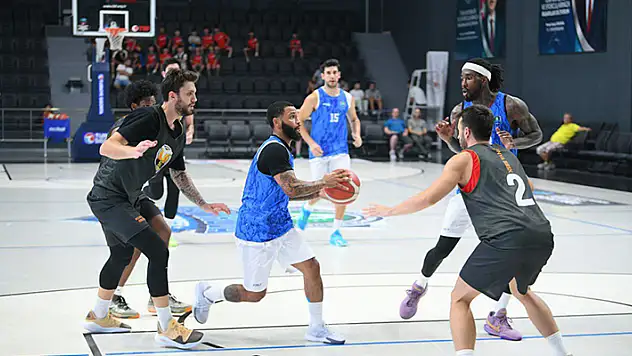 KONYA BÜYÜKŞEHİR GALİBİYET İSTİYOR
