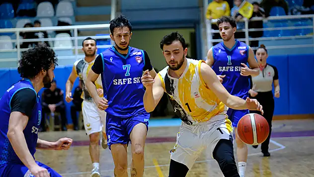 Konya Büyükşehir-Gemlik Basket
