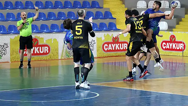 Konya Büyükşehir hentbolda kayıp!