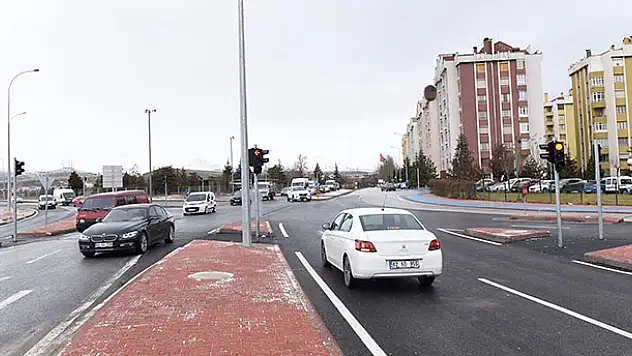 Konya Büyükşehir, kavşaklarda Akıllı Sinyalizasyon uyguluyor