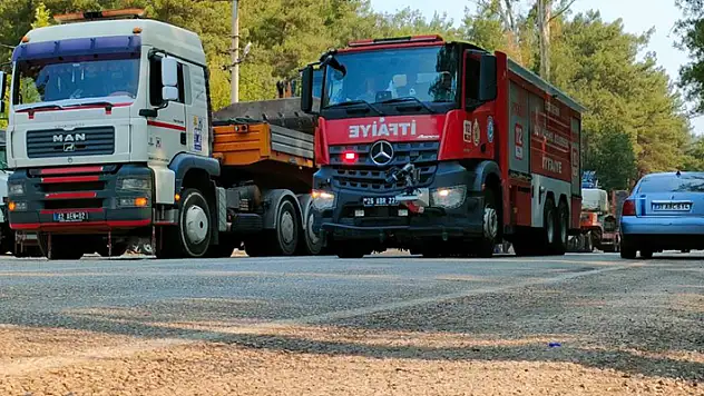 Konya Büyükşehir Marmaris'teki yangına 22 araç ve 36 personelle katkı veriyor
