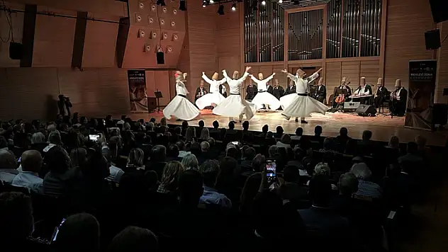 Konya Büyükşehir, Mevlana Yılı'nda ilk yurt dışı sema programını Zagreb Büyükelçiliği'nin ev sahipliğinde Hırvatistan'da yaptı