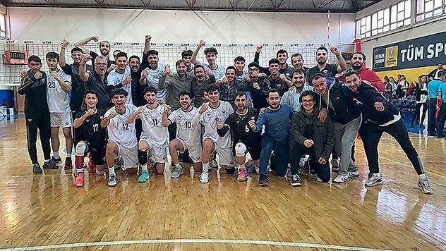 Konya Büyükşehir rakibine set vermedi