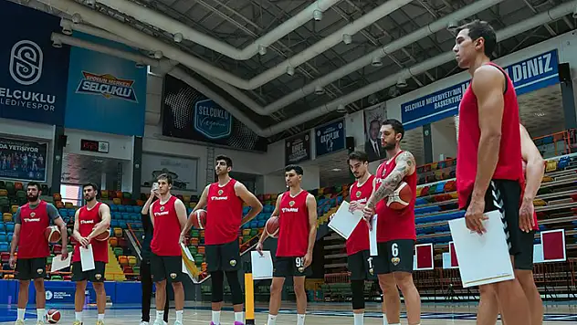 Konya Büyükşehir sezonu açtı