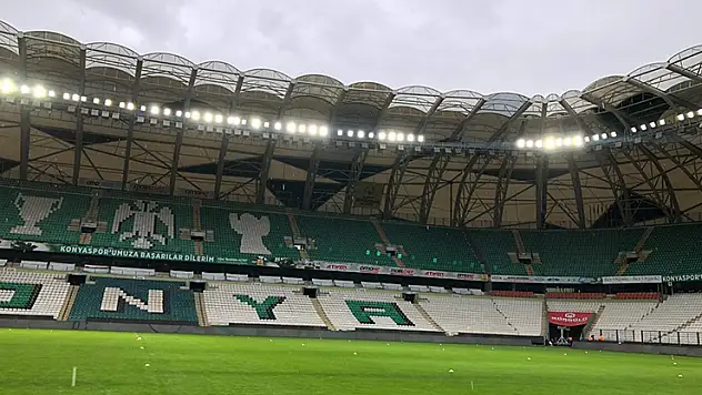 Konya Büyükşehir Stadyumu'na yeni aydınlatma sistemi