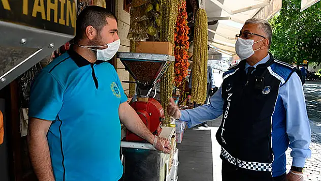 Konya Büyükşehir Zabıta'dan yaka kamerası uygulaması başlatıldı
