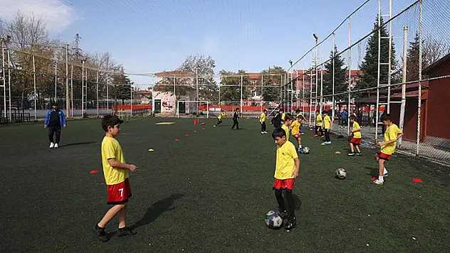 Konya Büyükşehir'de kış eğitimleri sürüyor
