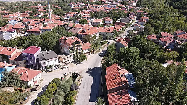 Konya Büyükşehir'den Akşehir mahalle yollarına 23 milyonluk yatırım
