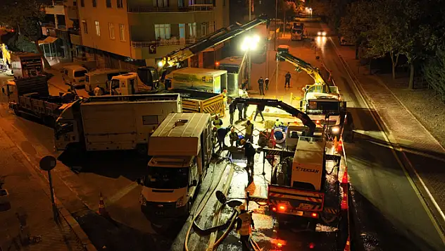 Konya Büyükşehirden altyapıyı güçlendirmek üzere eş zamanlı vana değişim operasyonu!