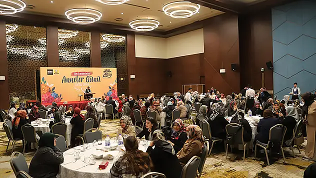 Konya Büyükşehir'den 'Anneler Günü' Özel Programı
