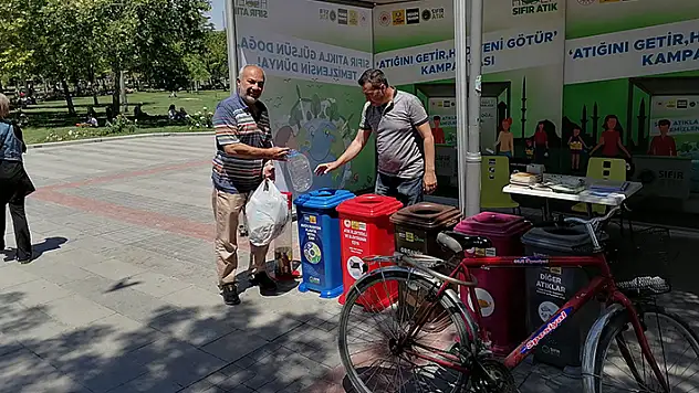 Konya Büyükşehir'den 'Atığını Getir Hediyeni Al' kampanyası
