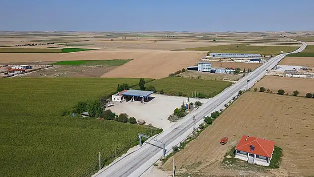 Konya Büyükşehir'den Çeltik'e 21,7 kilometre daha mahalle yolu
