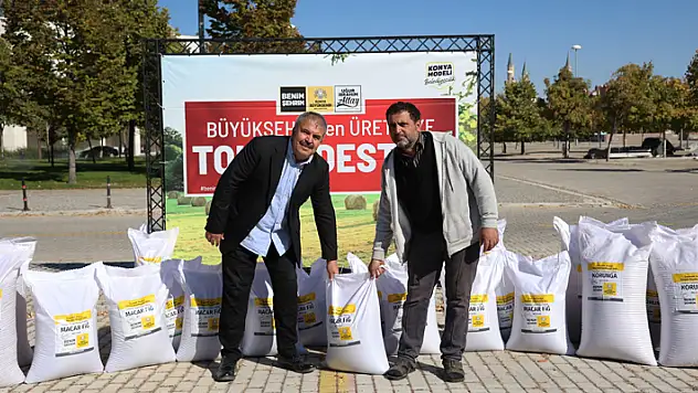 Konya Büyükşehirden çiftçiye, Macar fiği ve korunga tohumu desteği