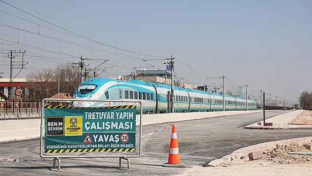 Konya Büyükşehir'den Demiryolu Caddesi'nde trafiği rahatlatacak düzenlemeler
