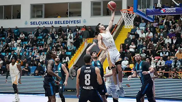 Konya Büyükşehir'den güle oynaya galibiyet