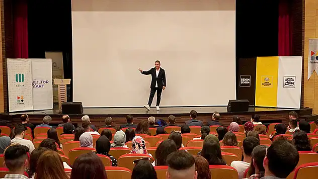 Konya Büyükşehir'den ilçelerdeki üniversite öğrencilerine 'Biz Bize Festival'
