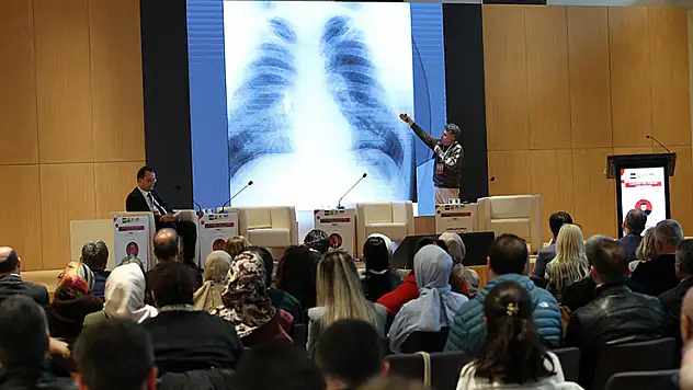 Konya Büyükşehir'den 'İş Sağlığında Temel Tetkiklerin Değerlendirilmesi' konulu panel