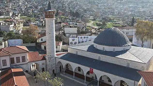 Konya Büyükşehir'in restore ettiği cami 3 yıl sonra ilk cumaya hazırlanıyor