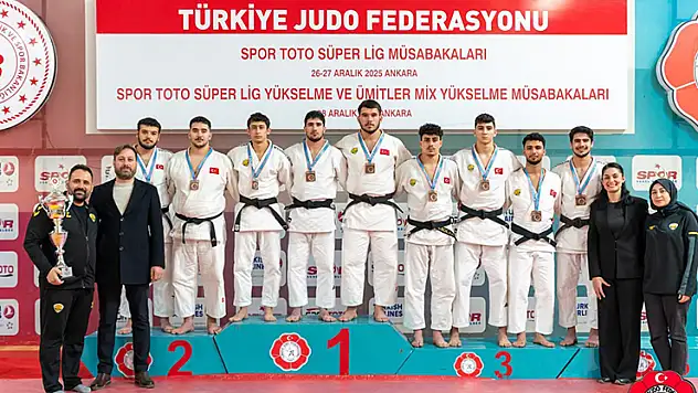 Konya Büyükşehirli judocular ilki yaşattı