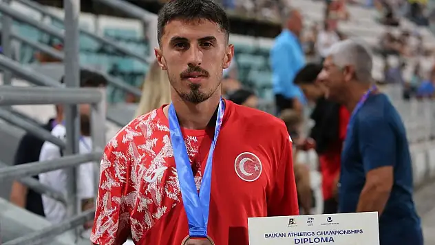 Konya Büyükşehirli Özcan, Balkan üçüncüsü oldu