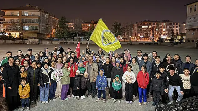 Konya Büyükşehirli sporcuya coşkulu karşılama