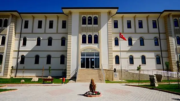 Konya Çeltik'te 76 adet dükkan ihaleyle satılacak
