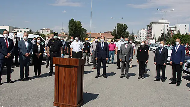 Konya'da 130 kamu aracı Kovid-19 ile mücadele için Sağlık İl Müdürlüğüne tahsis edildi