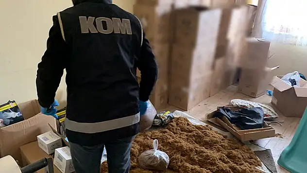 Konya'da 134 bin makaron ve 4 bin 168 paket kaçak sigara ele geçirildi
