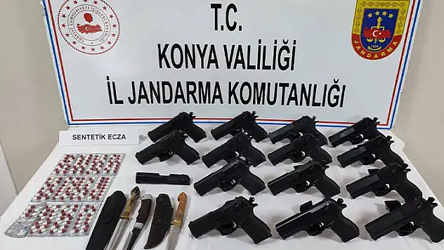 Konya'da 14 ruhsatsız tabanca ele geçirildi
