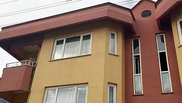 Konya'da 18 yaşındaki genç evinde ölü bulundu