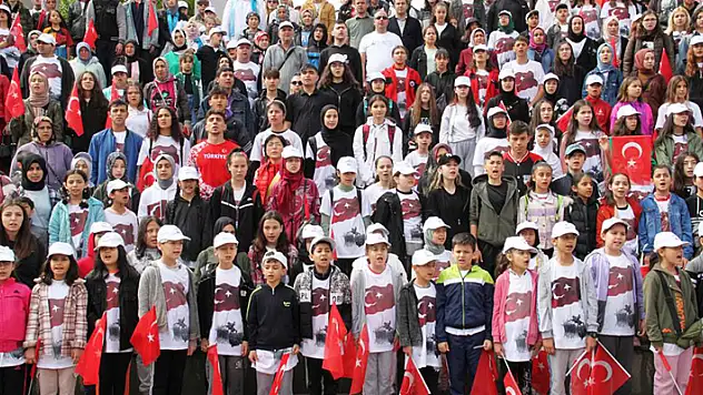 Konya'da 19 Mayıs Atatürk'ü Anma Gençlik ve Spor Bayramı törenle kutlandı