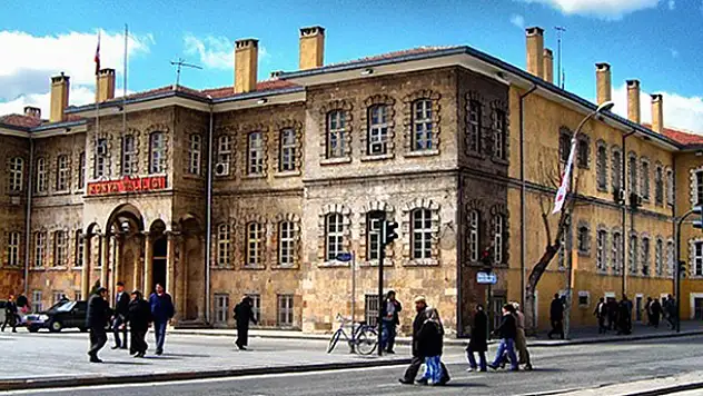 Konya'da 2 bin 451 kişi devlet memurluğundan çıkarıldı