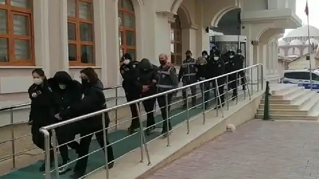 Konya'da 2 grup arasında yaşanan silahlı çatışmayla ilgili 5 kişi tutuklandı
