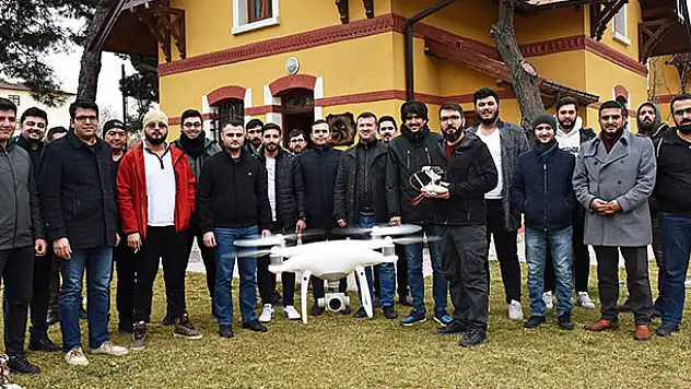 Konya'da 23 drone kullanıcısına İHA pilot eğitimi verildi