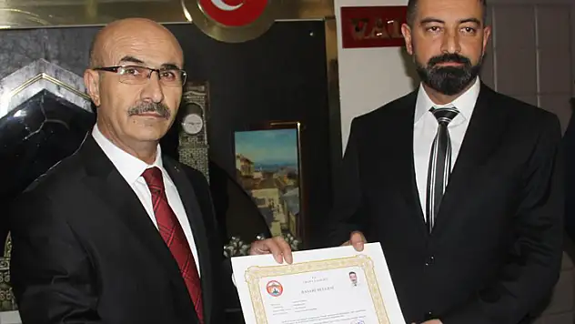 Konya'da 24 kilo 600 gram eroinle yakalanan polisin uyuşturucu yakalamaktan ödül aldığı ortaya çıktı

