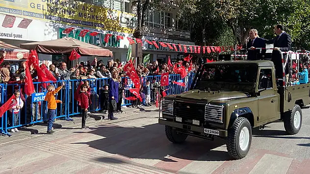 Konya'da 29 Ekim Cumhuriyet Bayramı törenle kutlandı