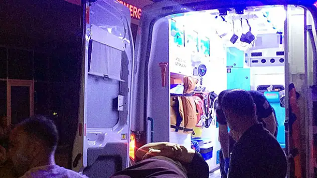 Konya'da 3 aracın karıştığı kazada 2 kişi yaralandı
