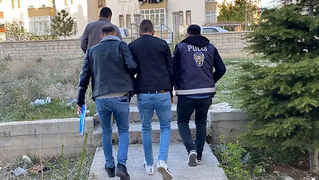 Konya'da 3 aylık çalışmada aranması bulunan bin 294 şahıs yakalandı
