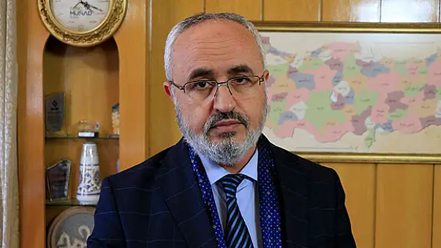 Konya'da 3 bin kişi bir telefonla Kur'an öğrendi
