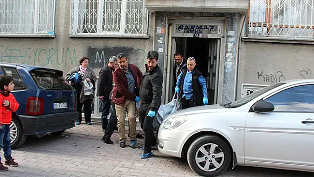 Konya'da 3 çocuk annesi kadın öldürülmüş olarak bulundu