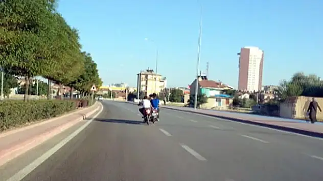 Konya'da 3 gencin tehlikeli yolculuğu