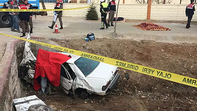 Konya'da 3 kişinin öldüğü kazada yaralanan kadın doğum yaptı!